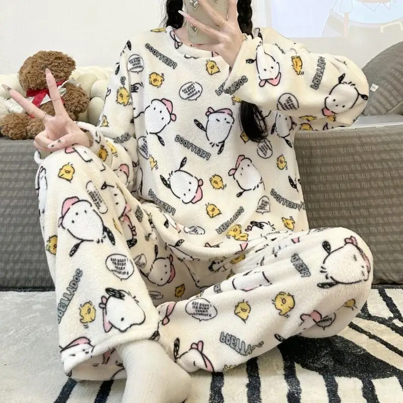 Sanrio Cinnamoroll Women's Pajamas Set Coral Fleece Flannel Thick Warm Student Style Autumn Winter Homewear Kawaii Sleepwear
Sanrio Cinnamoroll Women's Pajamas Set Coral Fleece Flannel Thick Warm Student Style Autumn Winter Homewear Kawaii Sleepwear