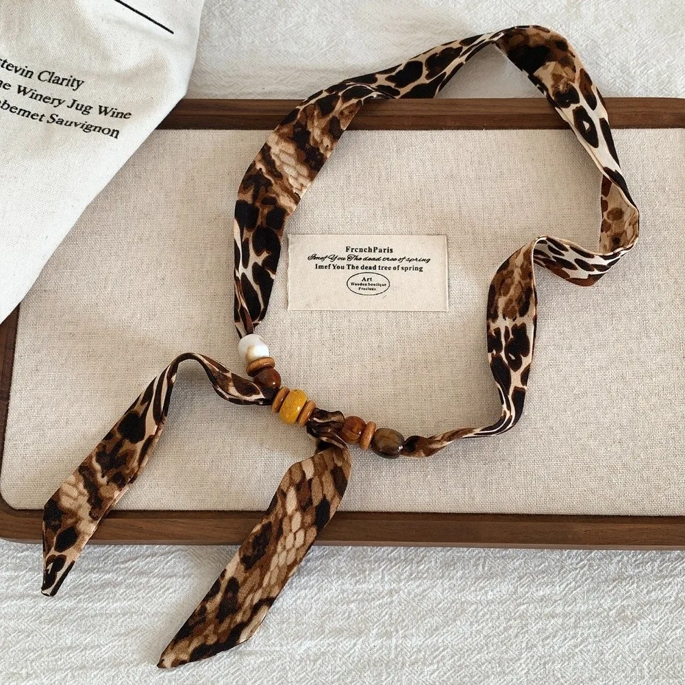 Beaded Design Scarf Necklace Print Pattern Vintage Accessory Beaded Scarf Leopard Print Versatile Daily Sweater Chain Women
Beaded Design Scarf Necklace Print Pattern Vintage Accessory Beaded Scarf Leopard Print Versatile Daily Sweater Chain Women