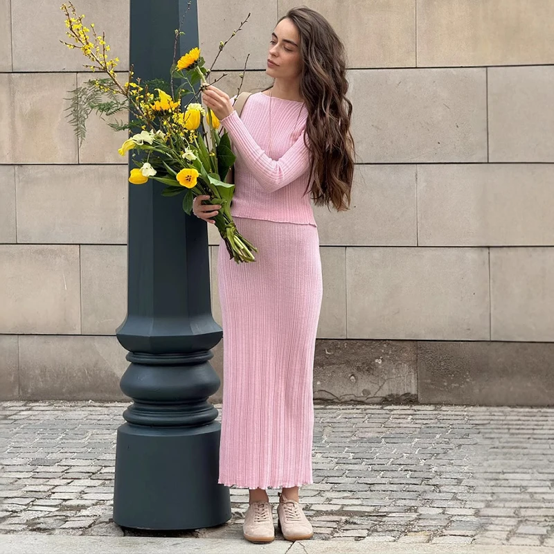 Tornova 2025 New Knitted Skirt Suit Women's Slim Long Sleeve Sweater Top Long Skirts Elegant Party Outfits Female Fashion Sets
Tornova 2025 New Knitted Skirt Suit Women's Slim Long Sleeve Sweater Top Long Skirts Elegant Party Outfits Female Fashion Sets