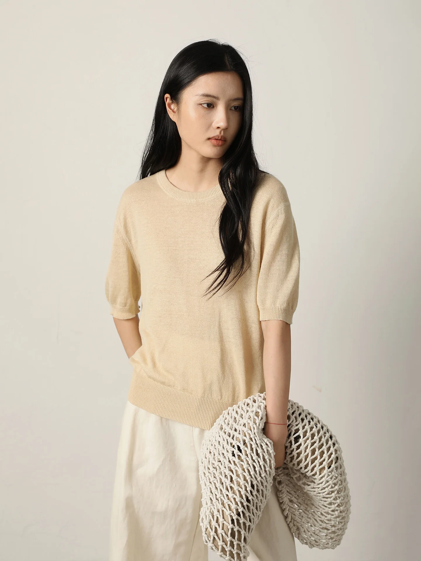 Vimore Women's Knitted Shirt Soft Nourishing round Neck mid Sleeve Textured Fabric Lightweight Luxury Top Casual Loose Fit
Vimore Women's Knitted Shirt Soft Nourishing round Neck mid Sleeve Textured Fabric Lightweight Luxury Top Casual Loose Fit