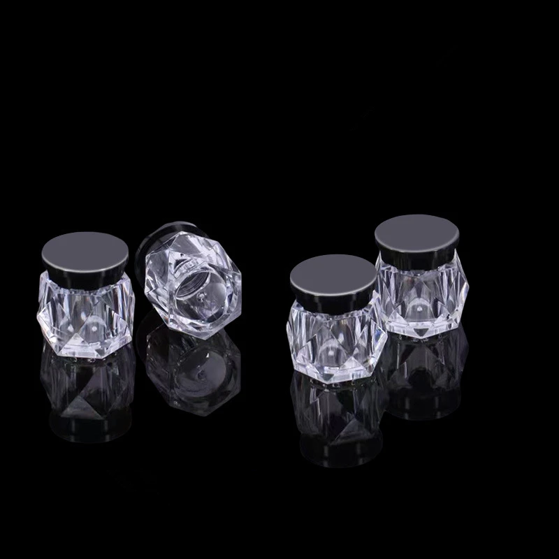500pcs 5g Empty Plastic Jar Pots Transparent Sample Bottles Eyeshadow Cream Lip Balm Container Portable Makeup Jar
500pcs 5g Empty Plastic Jar Pots Transparent Sample Bottles Eyeshadow Cream Lip Balm Container Portable Makeup Jar