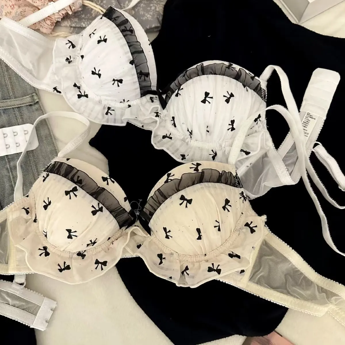 Butterfly Printing Girls Bra Set Small Breasts Gathered Light Bra Ladies Sweet Anti-Sagging Comfortable Non-steel Ring Bra Set
Butterfly Printing Girls Bra Set Small Breasts Gathered Light Bra Ladies Sweet Anti-Sagging Comfortable Non-steel Ring Bra Set