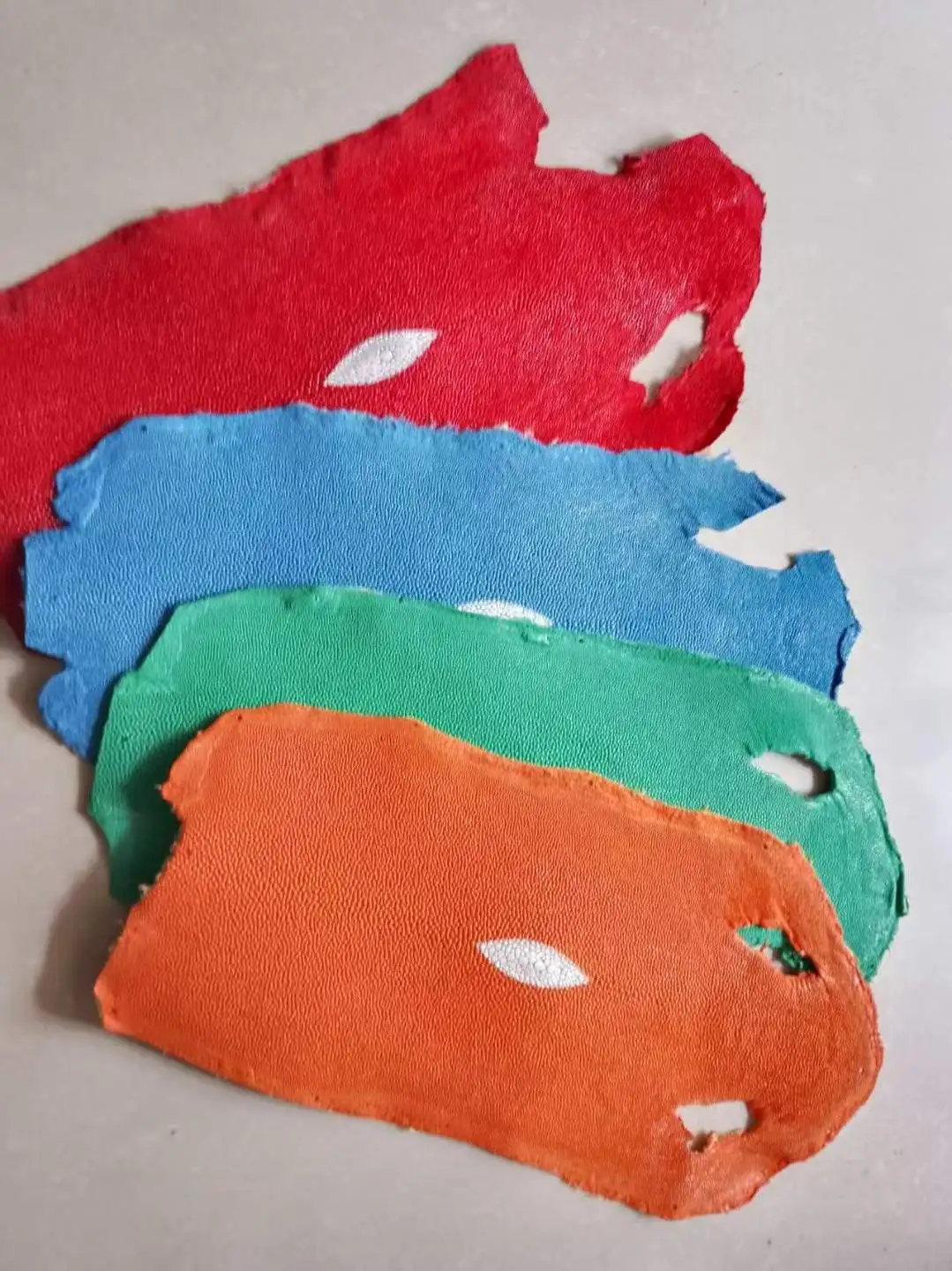 No-Polished Colorful Natural Stingray Leather for Luxury Bag Shoe Watchband Making
No-Polished Colorful Natural Stingray Leather for Luxury Bag Shoe Watchband Making