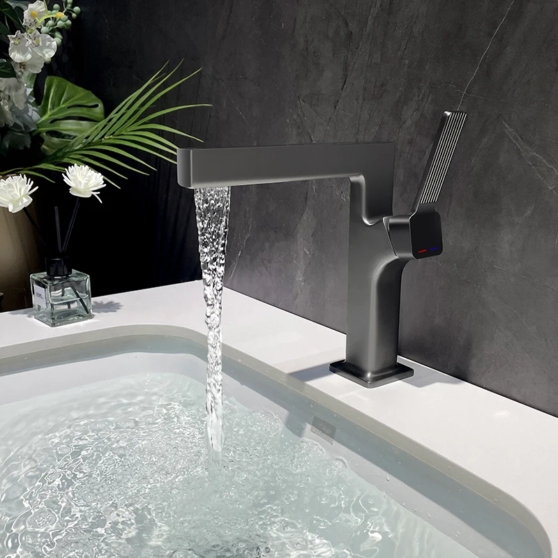 Bathroom Faucet Waterfall Basin Tap Single-Lever Black Brass Material Single Hole Hot And Cold Water Mixer
Bathroom Faucet Waterfall Basin Tap Single-Lever Black Brass Material Single Hole Hot And Cold Water Mixer