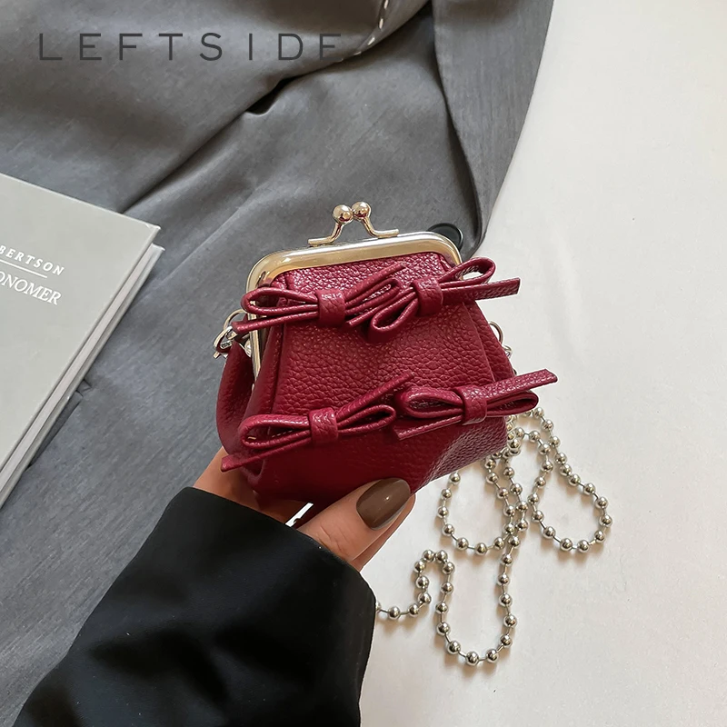 LEFTSIDE Mini PU Leather Chain Crossbody Bags for Women 2025 Summer New Simple Shoulder Bag Females Cute Handbags and Purses
LEFTSIDE Mini PU Leather Chain Crossbody Bags for Women 2025 Summer New Simple Shoulder Bag Females Cute Handbags and Purses
