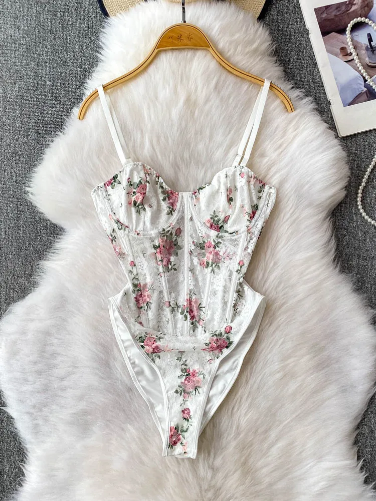 Summer Slim Fit Lace Print V-Ne ter One-Piece Pants Women's Commute Straight Leg High Waist ort Pants Online Exclusive
Summer Slim Fit Lace Print V-Ne ter One-Piece Pants Women's Commute Straight Leg High Waist ort Pants Online Exclusive