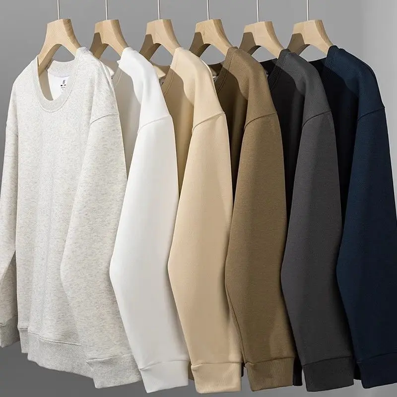 Fashion Men's American Retro Long Sleeve Sweater Autumn New Round Neck Loose Contrast Color Stitching Round Top Men Clothing
Fashion Men's American Retro Long Sleeve Sweater Autumn New Round Neck Loose Contrast Color Stitching Round Top Men Clothing