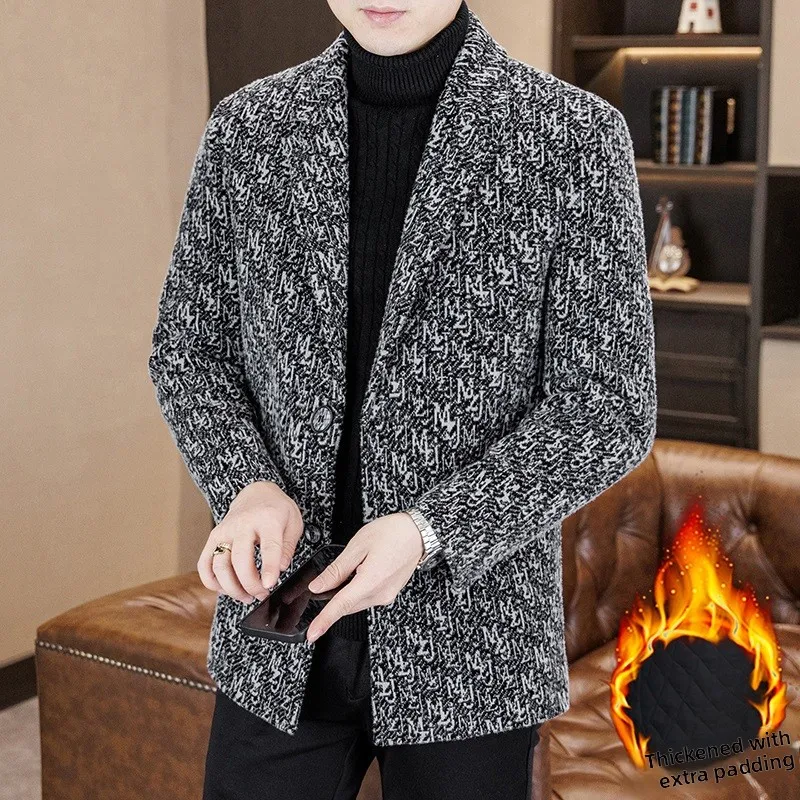 Мужское зимнее шерстяное пальто средней длины, утепленное, повседневное, высококачественное, деловое, из норкового бархата, модное, городское
Мужское зимнее шерстяное пальто средней длины, утепленное, повседневное, высококачественное, деловое, из норкового бархата, модное, городское