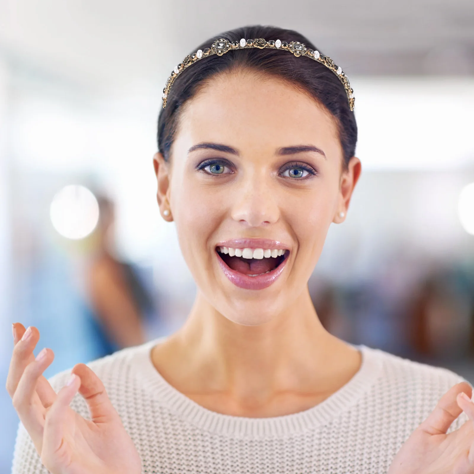 Rhinestone Hairb Women Headdress Golden Decorative Girls Headb Elegant Style Hair Accessory For Daily Banquet
Rhinestone Hairb Women Headdress Golden Decorative Girls Headb Elegant Style Hair Accessory For Daily Banquet