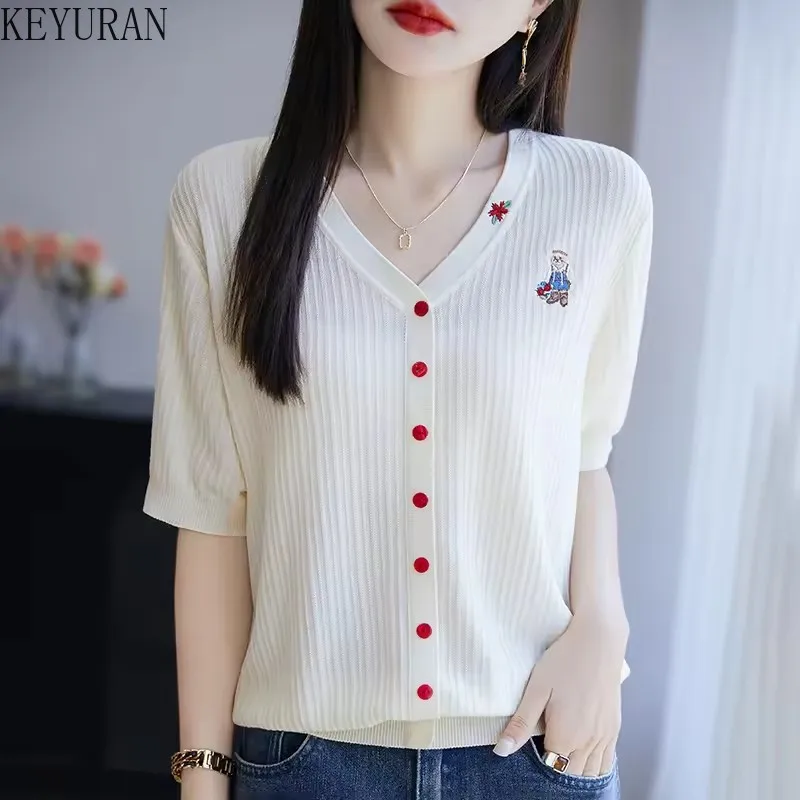 Embroidered V-neck Ice Silk Knitted Cardigan Women's 2025 Summer New Vintage Short Sleeved Sweater T-shirt Knitwear Tops Jumpers
Embroidered V-neck Ice Silk Knitted Cardigan Women's 2025 Summer New Vintage Short Sleeved Sweater T-shirt Knitwear Tops Jumpers