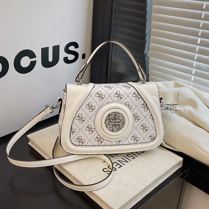 2025 Summer Exclusive! Large Capacity Shoulder Messenger & Printed Letter Small Square Bag - 2025 New Style, Ultra - Versatile
2025 Summer Exclusive! Large Capacity Shoulder Messenger & Printed Letter Small Square Bag - 2025 New Style, Ultra - Versatile