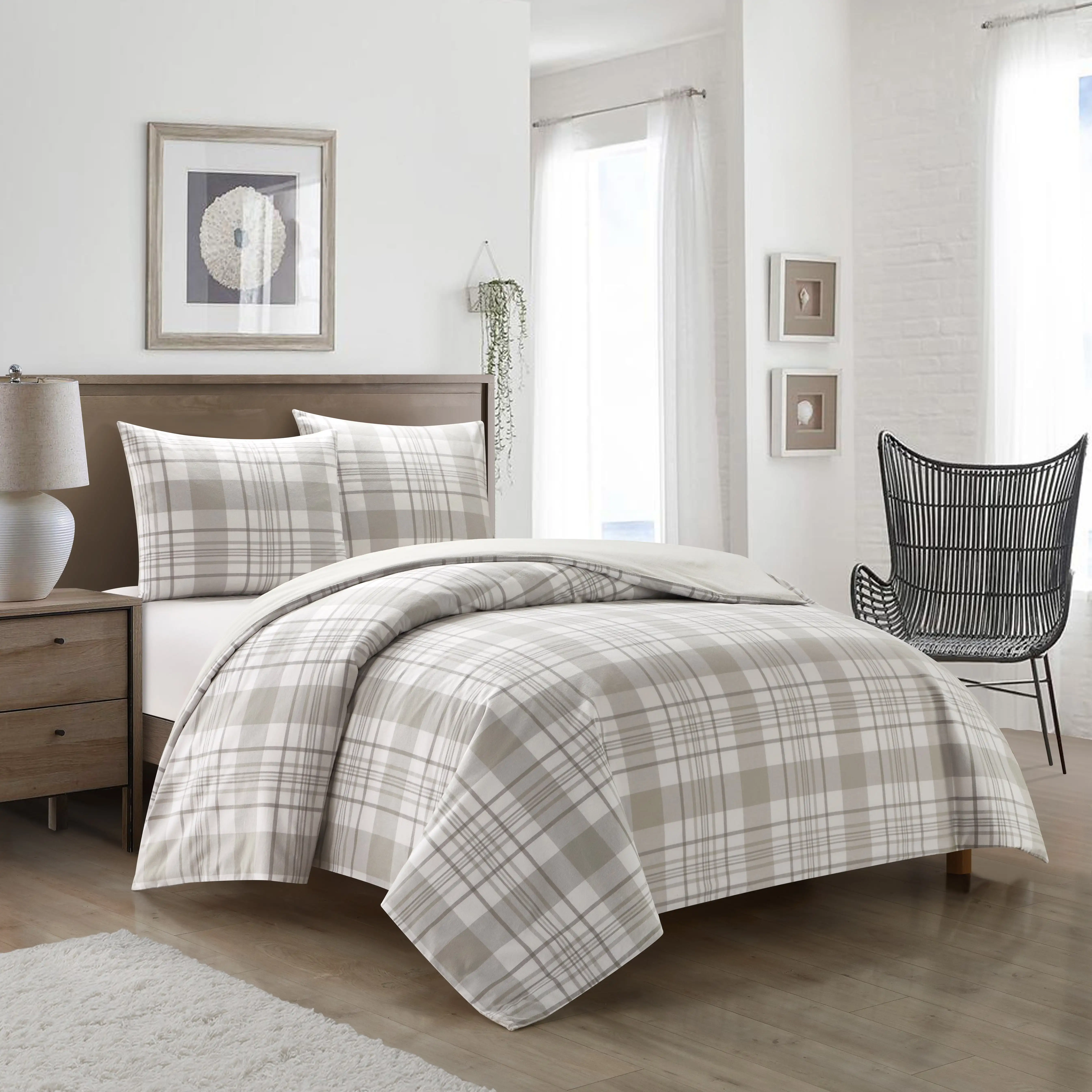 Super Soft 3-Piece Grey Plaid 100% Polyester Fill Comforter Set, Full/Queen
Super Soft 3-Piece Grey Plaid 100% Polyester Fill Comforter Set, Full/Queen