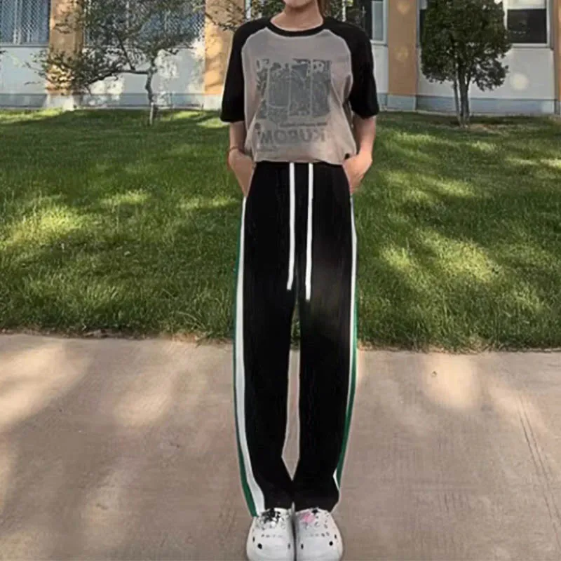 Loose wide-leg pants women's pants spring and autumn 2024 new black pants mopping pants straight pants casual pants
Loose wide-leg pants women's pants spring and autumn 2024 new black pants mopping pants straight pants casual pants