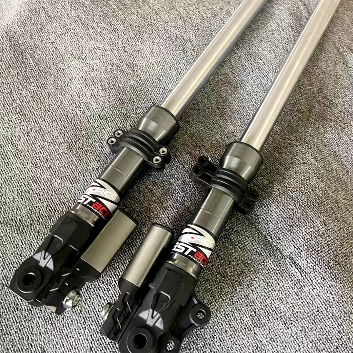 Motorcycle 31mm Front Fork Front 690mm Suspension Shock Absorbers For Mono Bike Honda X-Men Electric Motorcycle
Motorcycle 31mm Front Fork Front 690mm Suspension Shock Absorbers For Mono Bike Honda X-Men Electric Motorcycle