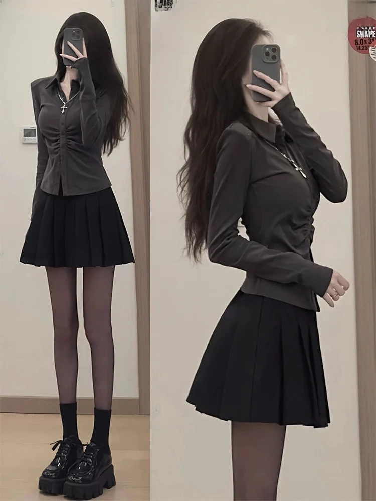 Chic Pleated Skirt And Shirt Set Pure Color Short Style Korean Version Button Design Long Sleeve Women's Fashion Outfit
Chic Pleated Skirt And Shirt Set Pure Color Short Style Korean Version Button Design Long Sleeve Women's Fashion Outfit