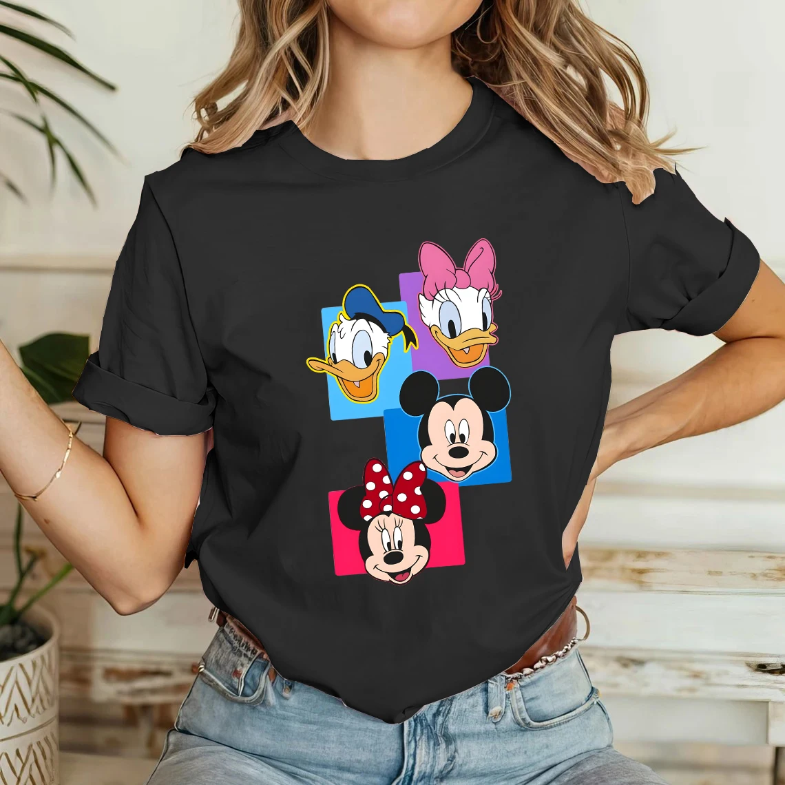 New Women's Disney Family Happy Holiday Mickey Mouse and Donald Duck Printed T-Shirt Funny travel Graphic Casual Black Shirt
New Women's Disney Family Happy Holiday Mickey Mouse and Donald Duck Printed T-Shirt Funny travel Graphic Casual Black Shirt