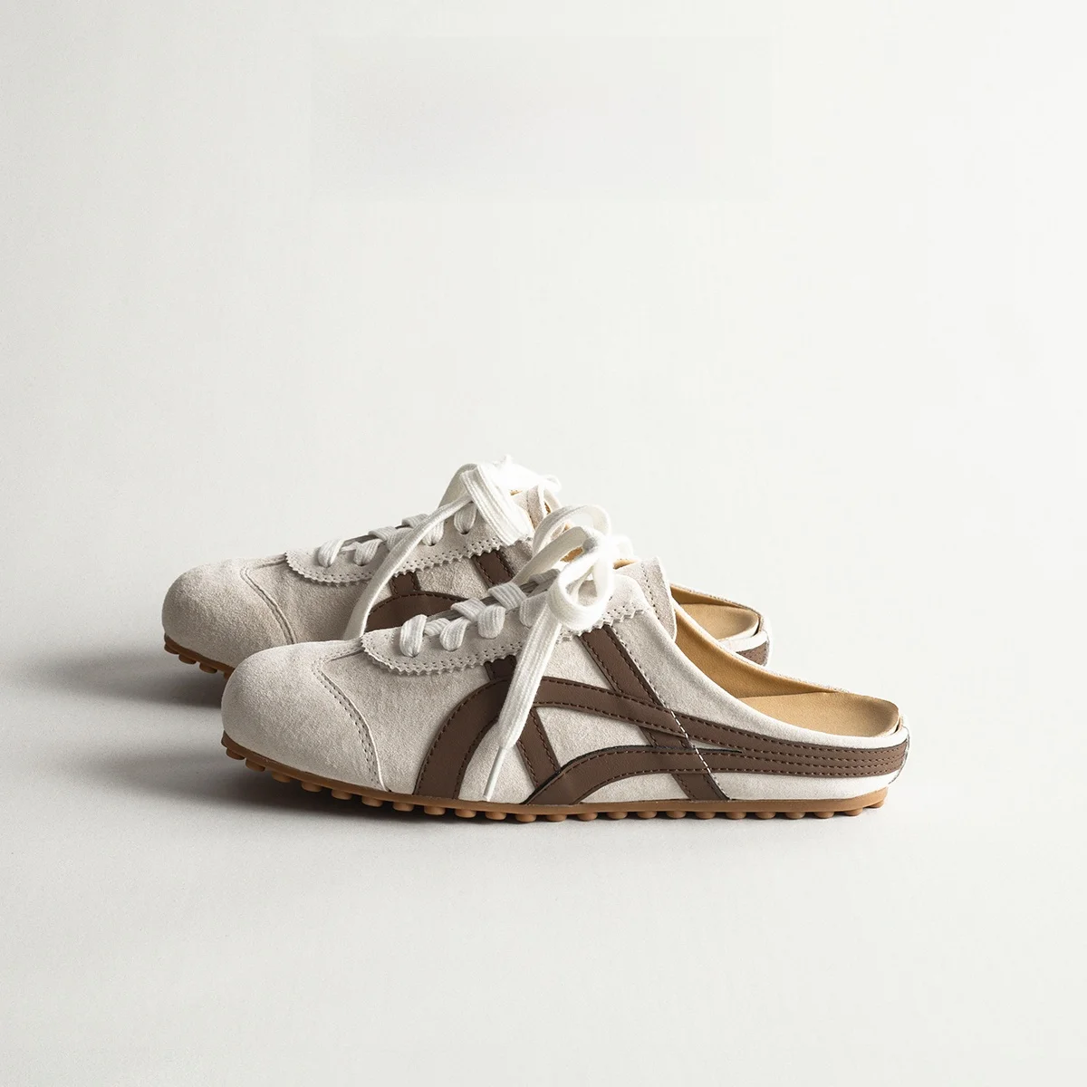 Genuine Leather Retro Flat Bottom Padded Head Slippers Women Summer Outdoor Wear Slip-On Casual Tiger Son Sports Agan De Xin ...
Genuine Leather Retro Flat Bottom Padded Head Slippers Women Summer Outdoor Wear Slip-On Casual Tiger Son Sports Agan De Xin ...