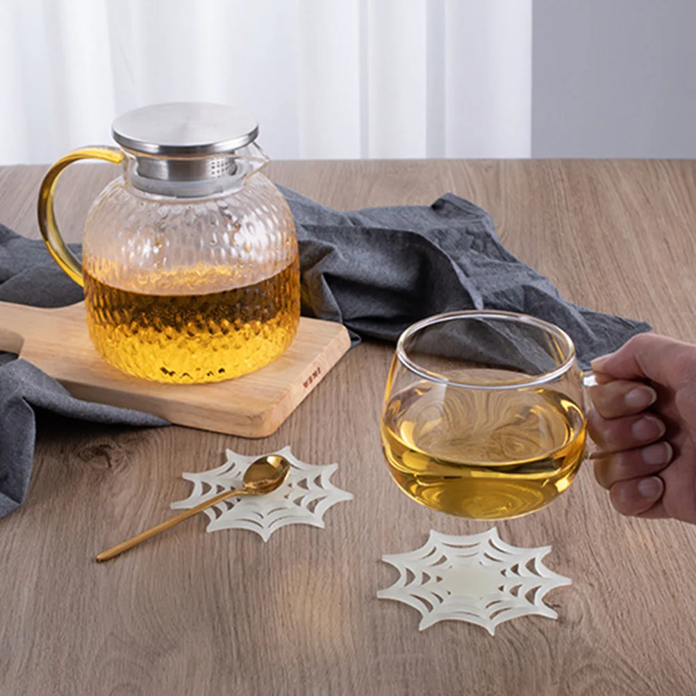 Luminous Thermal Insulation Pad Coasters Halloween for Drinks Spider Web Decorations Decorative Party Tableware
Luminous Thermal Insulation Pad Coasters Halloween for Drinks Spider Web Decorations Decorative Party Tableware
