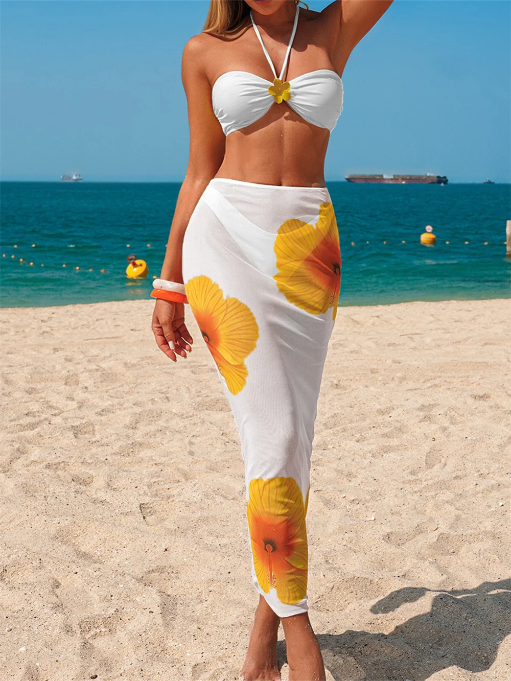 White Bikinis Metal Flower Bandeau Bikini Swimsuit Halter String Swimwears Women 3 Piece Floral Beach Cover Ups Vacation Outfits
White Bikinis Metal Flower Bandeau Bikini Swimsuit Halter String Swimwears Women 3 Piece Floral Beach Cover Ups Vacation Outfits