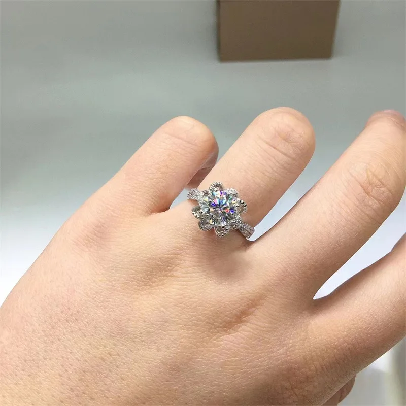 Luxury Platinum Solid Platinum PT950 Women's Ring Diamond D Color 2-carat Wedding Anniversary Proposal
Luxury Platinum Solid Platinum PT950 Women's Ring Diamond D Color 2-carat Wedding Anniversary Proposal