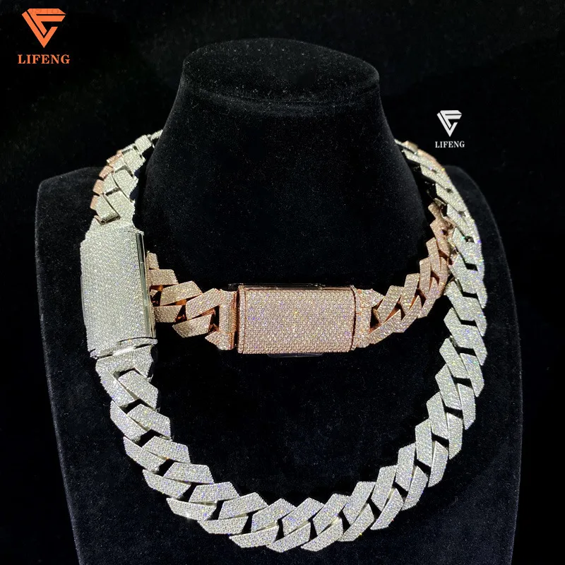 20MM 4 Rows Customizable Iced Out Moissanite Diamond Cuban Link Chain Hiphop in 925 Sterling Silver Moissanite Cuban Link Chain
20MM 4 Rows Customizable Iced Out Moissanite Diamond Cuban Link Chain Hiphop in 925 Sterling Silver Moissanite Cuban Link Chain
