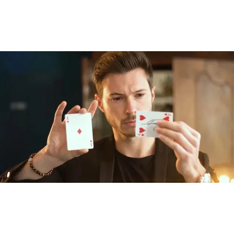 Hold Up by Sebastien Calbry Card Magic Trick Card Change Close up Magic Magia Magie Magicians Prop Accessory Illusion Gimmick
Hold Up by Sebastien Calbry Card Magic Trick Card Change Close up Magic Magia Magie Magicians Prop Accessory Illusion Gimmick