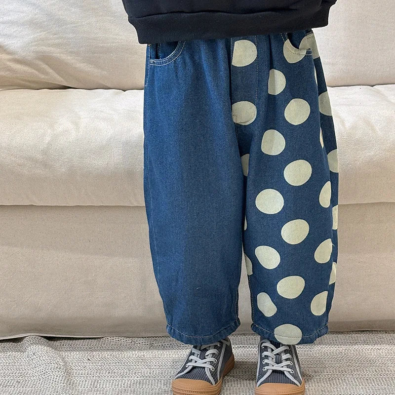 Children's Clothing Boys and Girls Fleece Padded Jeans 2023 Winter New Printed Western Style Warm Pants
Children's Clothing Boys and Girls Fleece Padded Jeans 2023 Winter New Printed Western Style Warm Pants