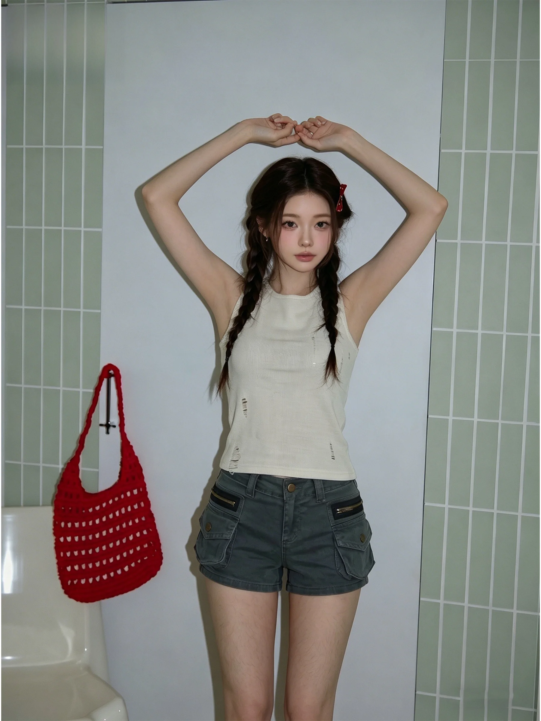 Low Waist American Style Denim Shorts Women's Summer 2026 New High Waist Multi Pocket Slimming Butt Covering Hot Pants
Low Waist American Style Denim Shorts Women's Summer 2026 New High Waist Multi Pocket Slimming Butt Covering Hot Pants