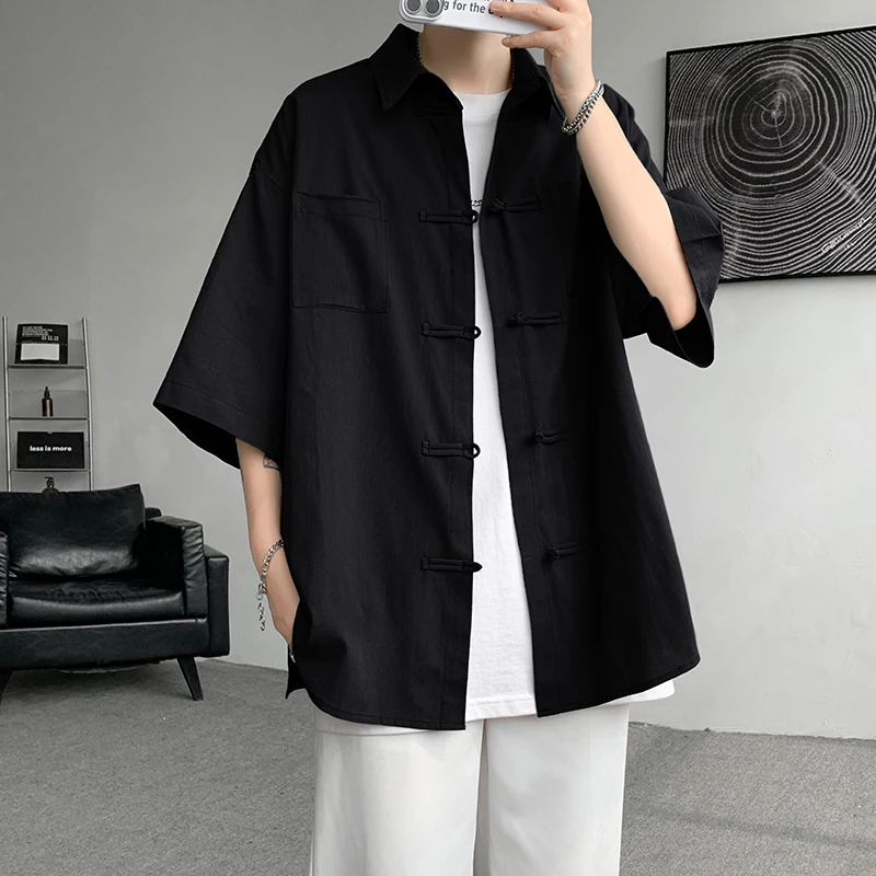 2024 Summer New Leisure Fashion New Chinese Style Side Split Pan Button Retro Shirt Men's Short Sleeved Shirt
2024 Summer New Leisure Fashion New Chinese Style Side Split Pan Button Retro Shirt Men's Short Sleeved Shirt