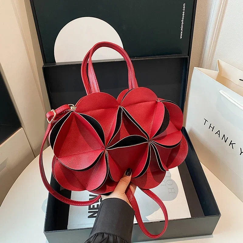 Red Rose Wedding Purse Evening Clutch Bag Handmade Woving Handbag Versatile Pu Leather Shoulder Bag Lady Top Handle Tote
Red Rose Wedding Purse Evening Clutch Bag Handmade Woving Handbag Versatile Pu Leather Shoulder Bag Lady Top Handle Tote