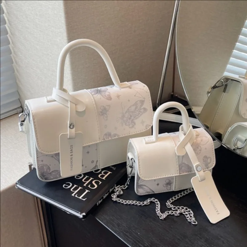 PU Shoulder Bag Advanced Sense Splicing Bag Body Design Size Bag Type Different Shoulder Strap Design Portable Messenger Bag
PU Shoulder Bag Advanced Sense Splicing Bag Body Design Size Bag Type Different Shoulder Strap Design Portable Messenger Bag