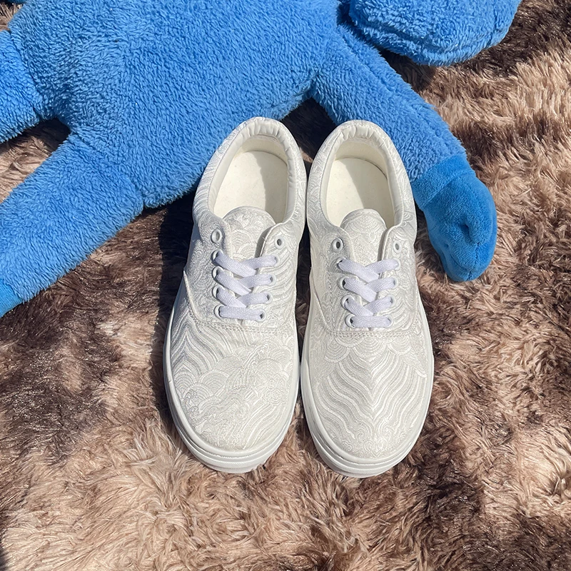 Light Luxury Versatile Comfortable Sneakers, Classic White Outdoor Skate Shoes, Unisex Durable Breathable Casual Shoes Suitable for All Seasons
Light Luxury Versatile Comfortable Sneakers, Classic White Outdoor Skate Shoes, Unisex Durable Breathable Casual Shoes Suitable for All Seasons