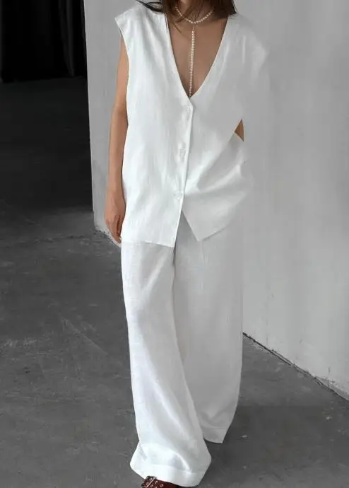 White V-Neck Cotton Linen Sleeveless Vest Top and High Waist Wide Leg Pants Set for Summer Women's Casual Loose 2-Piece Set
White V-Neck Cotton Linen Sleeveless Vest Top and High Waist Wide Leg Pants Set for Summer Women's Casual Loose 2-Piece Set