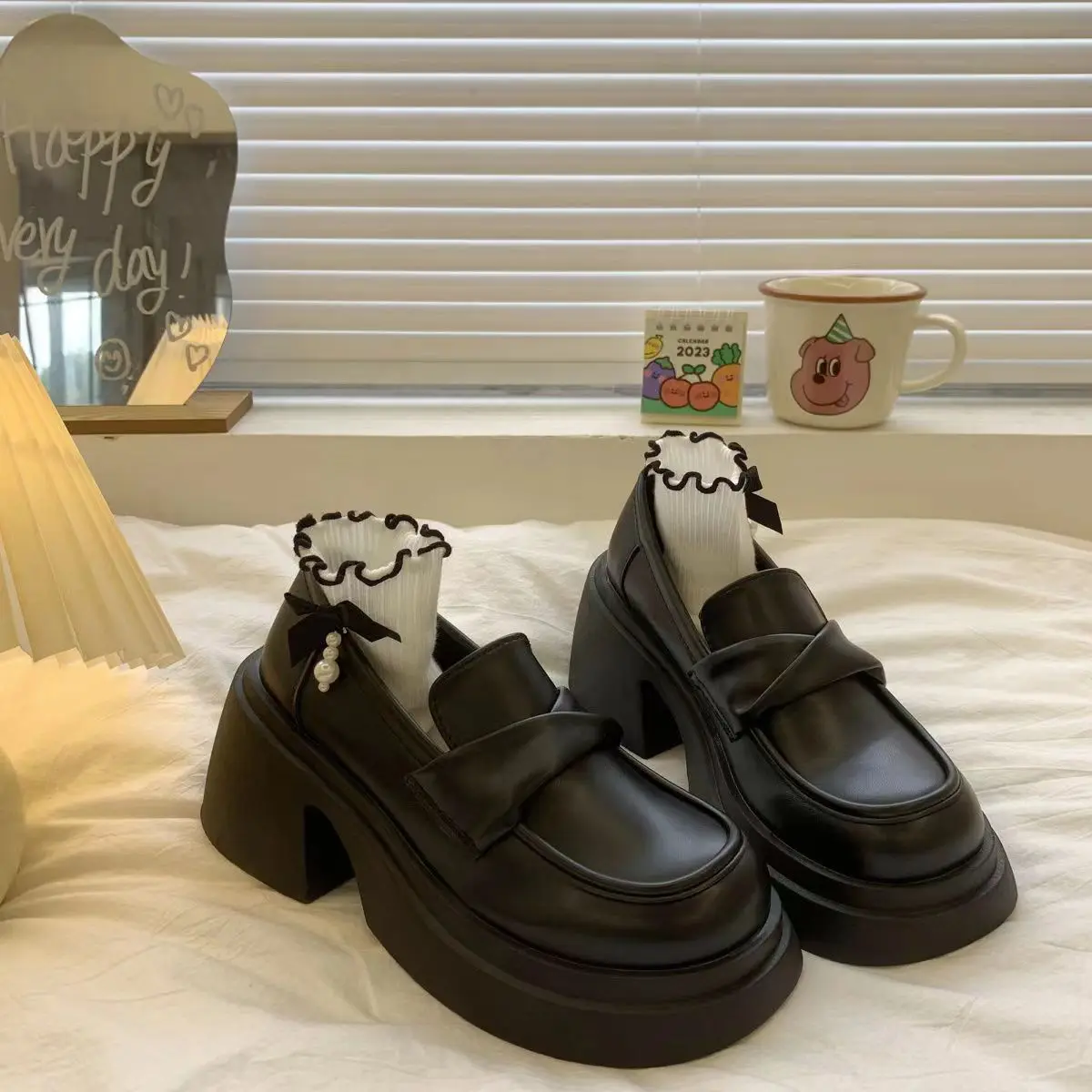 New high platform loafers women black heeled slip on shoes woman faux leather heels female driving loafers chunk block heel shoe 
New high platform loafers women black heeled slip on shoes woman faux leather heels female driving loafers chunk block heel shoe