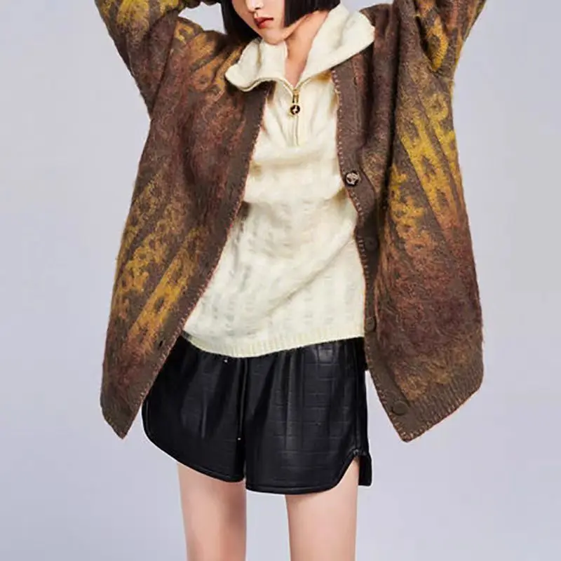 Retro Knitted Sweater Women's Long Sve Cardigan Jaet Loose Fit Casual Winter Faion Youthful Sle f High Collar Sol...
Retro Knitted Sweater Women's Long Sve Cardigan Jaet Loose Fit Casual Winter Faion Youthful Sle f High Collar Sol...