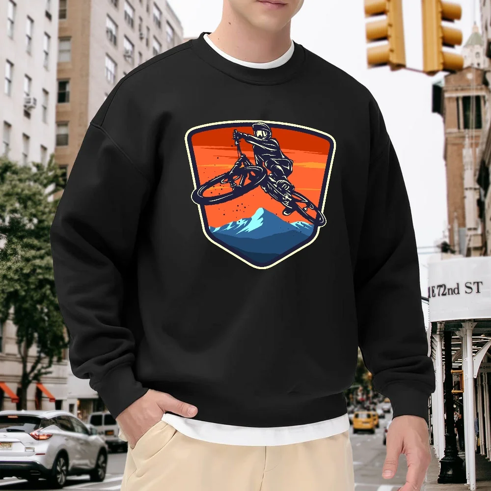 Men's Black Crew Neck Loose Sweatshirt with Mountain Bike Print, Street Casual Sports Style, Comfortable and Versatile for Everyday Wear
Men's Black Crew Neck Loose Sweatshirt with Mountain Bike Print, Street Casual Sports Style, Comfortable and Versatile for Everyday Wear