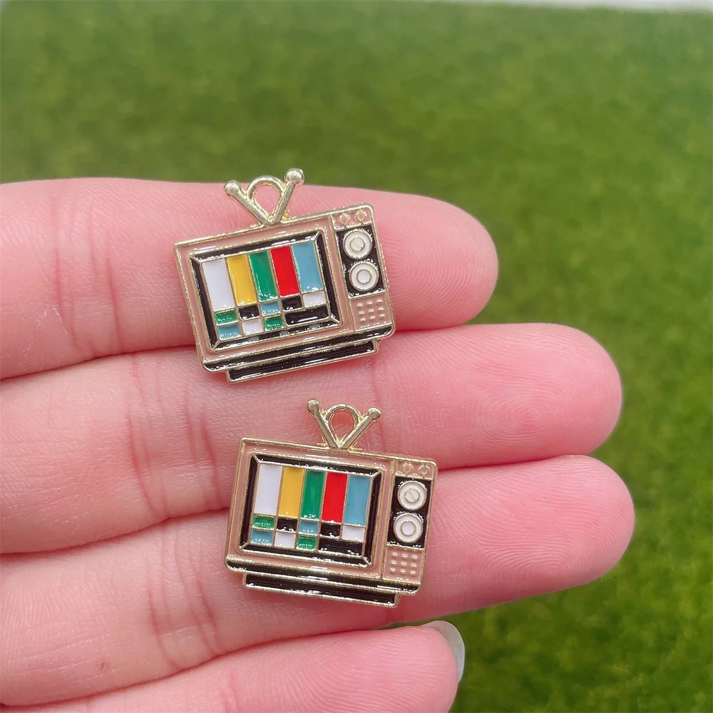 10Pcs Fashion Cartoon Design Mini TV Game Console Pendant Cute Charm DIY Jewelry Making Necklace Bracelet Parts Craft Wholesale
10Pcs Fashion Cartoon Design Mini TV Game Console Pendant Cute Charm DIY Jewelry Making Necklace Bracelet Parts Craft Wholesale