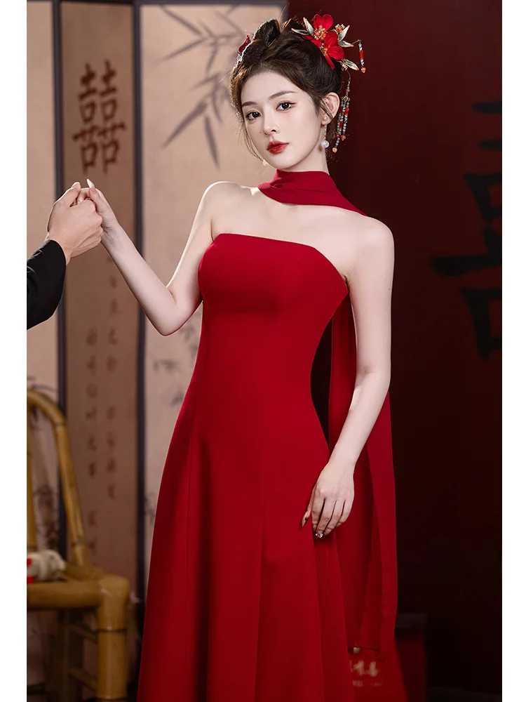 Red Wedding Dress Bridesmaid Gown 2026 New Style Strapless High-End Feeling Beautiful Engagement Dinner Dress Skirt
Red Wedding Dress Bridesmaid Gown 2026 New Style Strapless High-End Feeling Beautiful Engagement Dinner Dress Skirt
