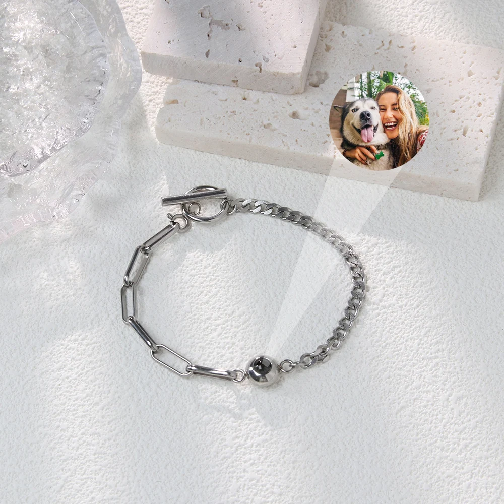 Customized Photo Bracelets Projection Bracelet with Silver/Gold Color Cuban Chain Bracelet Personalized Photo Bracelet Jewelry
Customized Photo Bracelets Projection Bracelet with Silver/Gold Color Cuban Chain Bracelet Personalized Photo Bracelet Jewelry