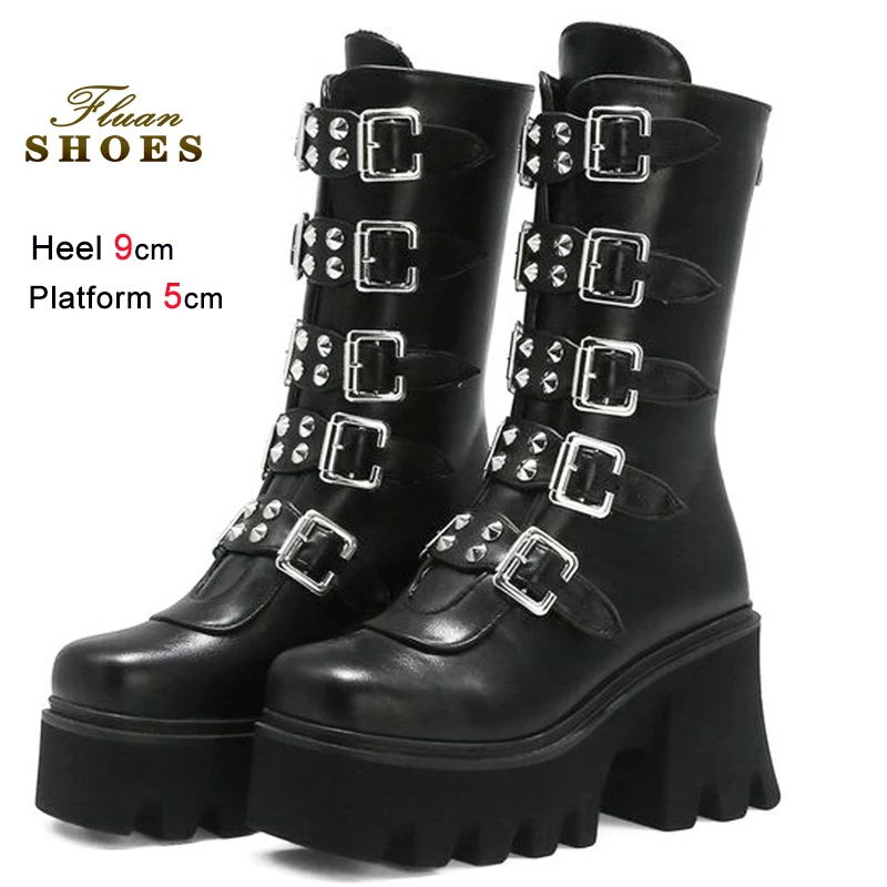 Черные женские рыцарские сапоги Сапоги до середины икры со шнуровкой и заклепками Сапоги до середины икры с круглым носком на платформе и массивном каблуке Панк-сапоги с пряжкой на молнии сзади
Черные женские рыцарские сапоги Сапоги до середины икры со шнуровкой и заклепками Сапоги до середины икры с круглым носком на платформе и массивном каблуке Панк-сапоги с пряжкой на молнии сзади