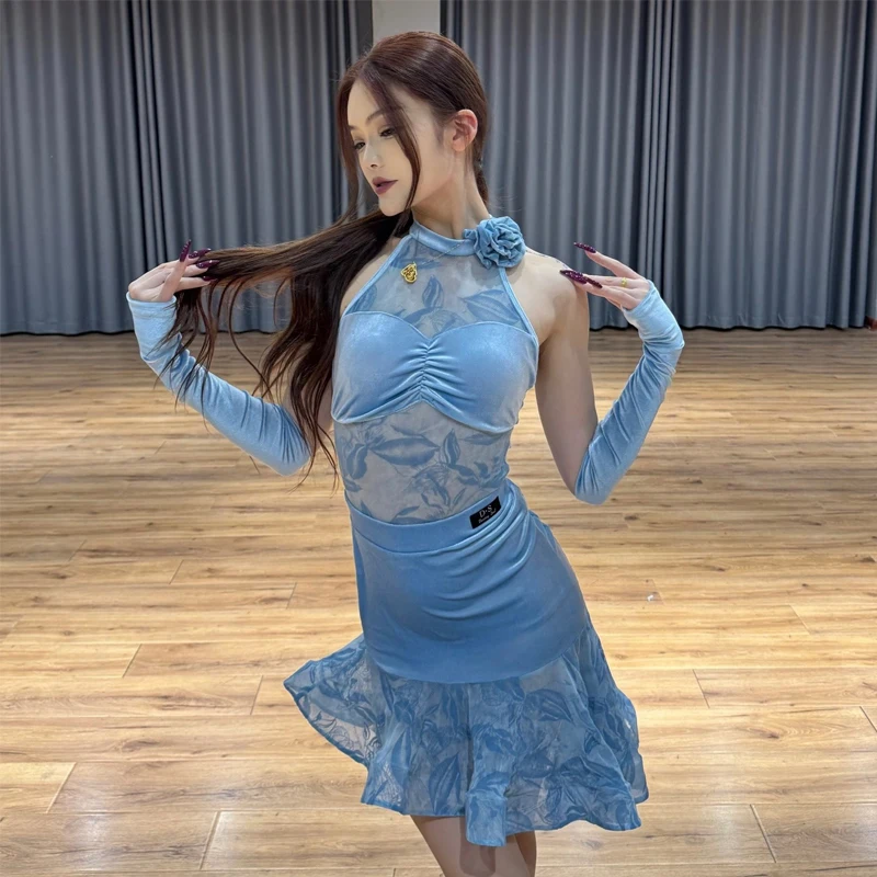 Adults Latin Dance Costume Blue Velvet Latin Dance Performance Clothes Women'S Samba Ballroom Dance Training Suits SL12323
Adults Latin Dance Costume Blue Velvet Latin Dance Performance Clothes Women'S Samba Ballroom Dance Training Suits SL12323