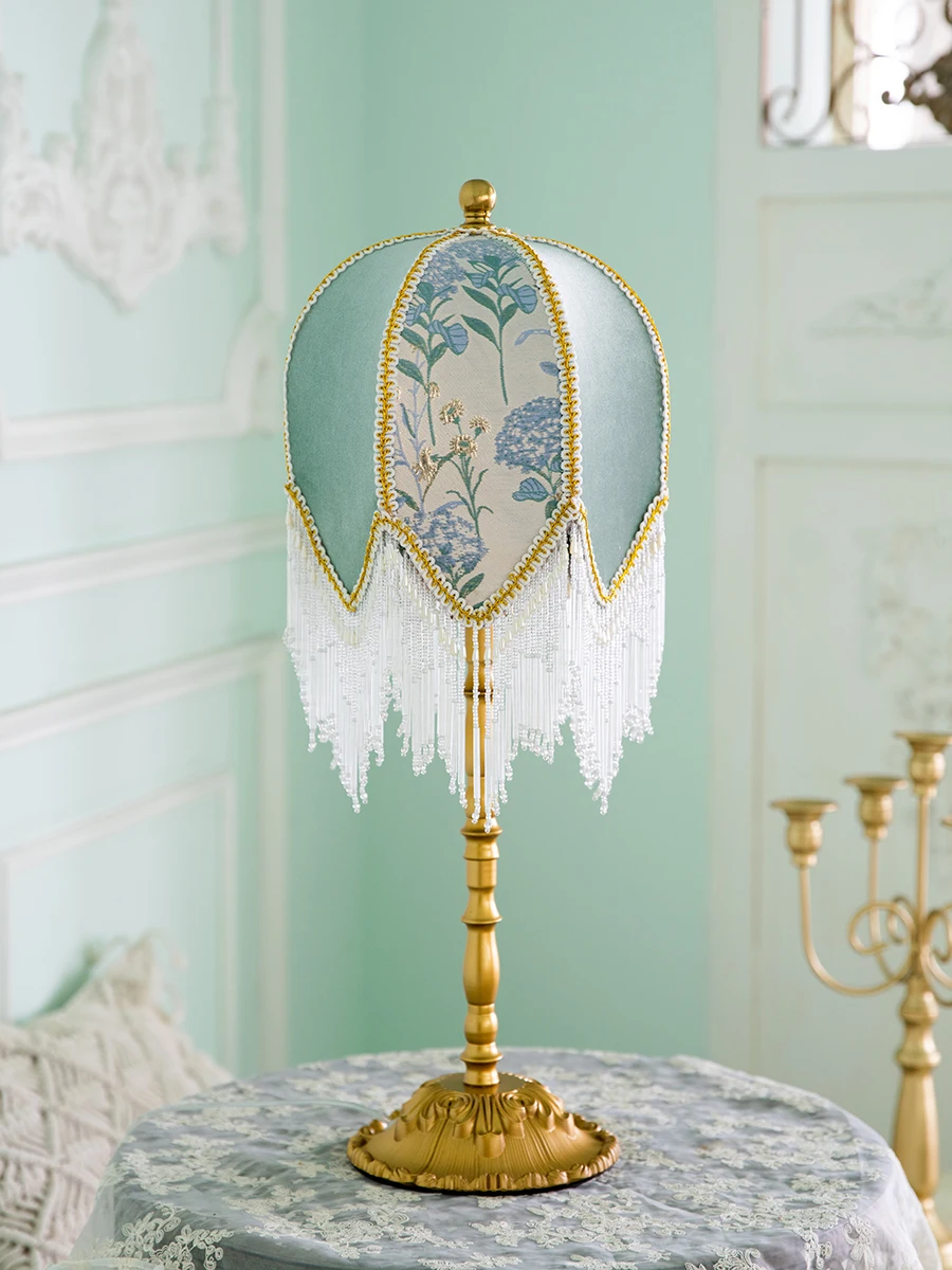American all copper bedroom bedside lamp French rural retro study lamp creative warm glass flower decorative table lamp
American all copper bedroom bedside lamp French rural retro study lamp creative warm glass flower decorative table lamp
