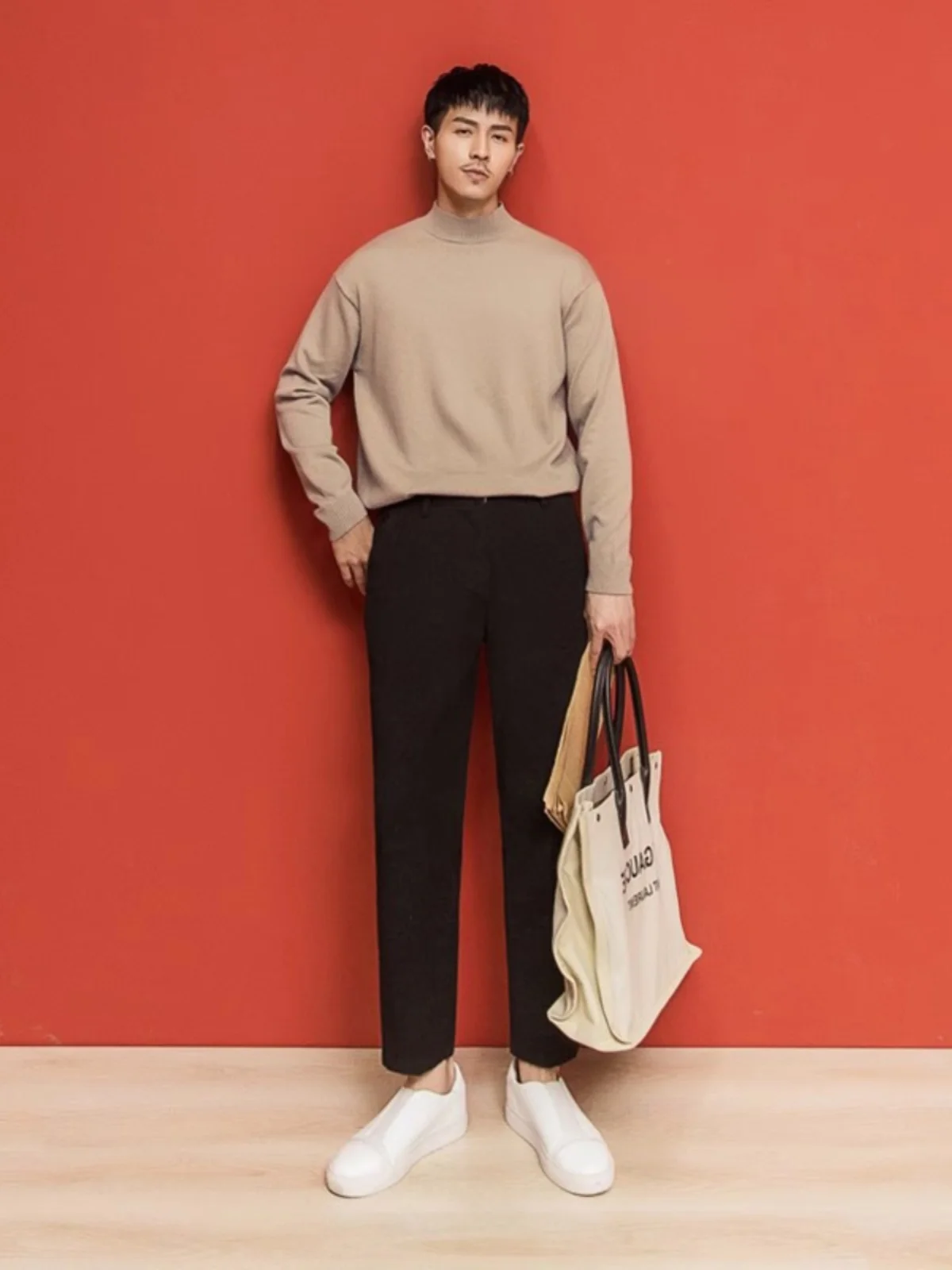 Мужской вязаный свитер с высоким воротником, утепленный, из шерсти, для молодежи, модный, теплый, базовый слой
Мужской вязаный свитер с высоким воротником, утепленный, из шерсти, для молодежи, модный, теплый, базовый слой