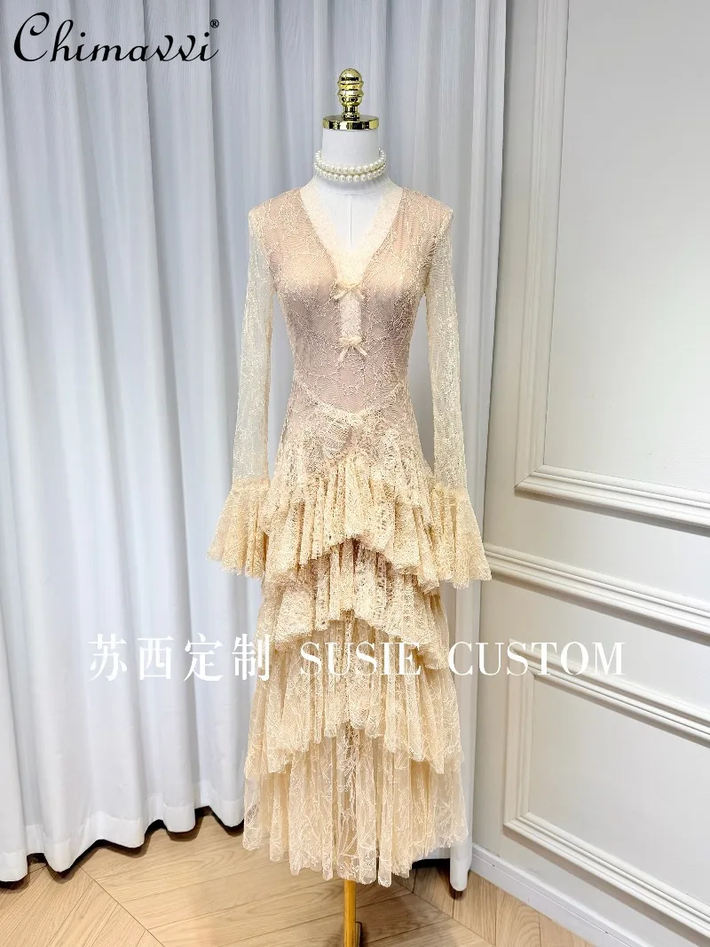 High-end French V-neck Bowknot Bell Sleeve Lace Patchwork Ruffle Tiered Cake Dress Elegant Princess Birthday Gown Dress Women
High-end French V-neck Bowknot Bell Sleeve Lace Patchwork Ruffle Tiered Cake Dress Elegant Princess Birthday Gown Dress Women