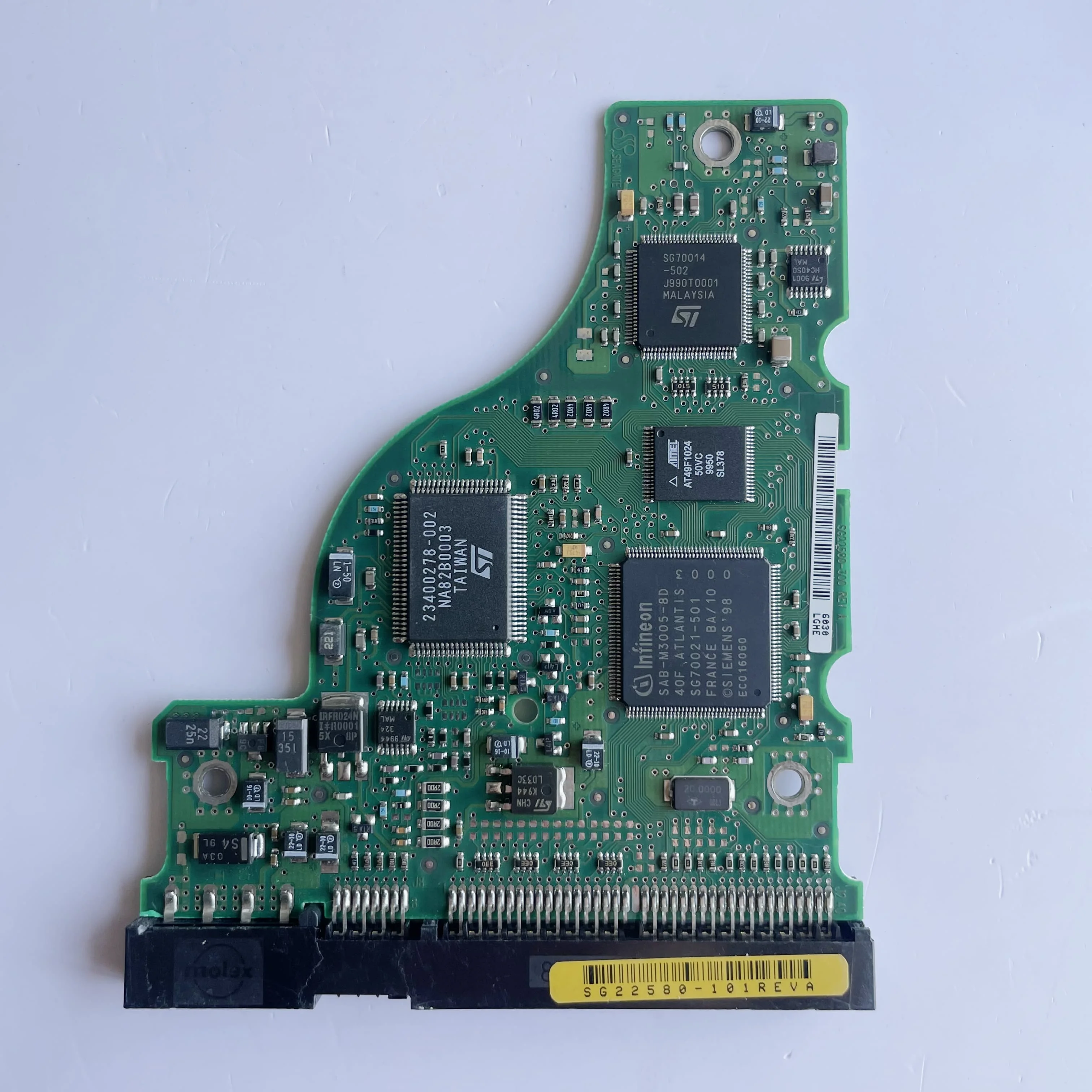SG22580-300 REV A Печатная плата жесткого диска Seagate Основный чип управления: SAB-M3005-8D / SG22580-101 REV A
SG22580-300 REV A Печатная плата жесткого диска Seagate Основный чип управления: SAB-M3005-8D / SG22580-101 REV A