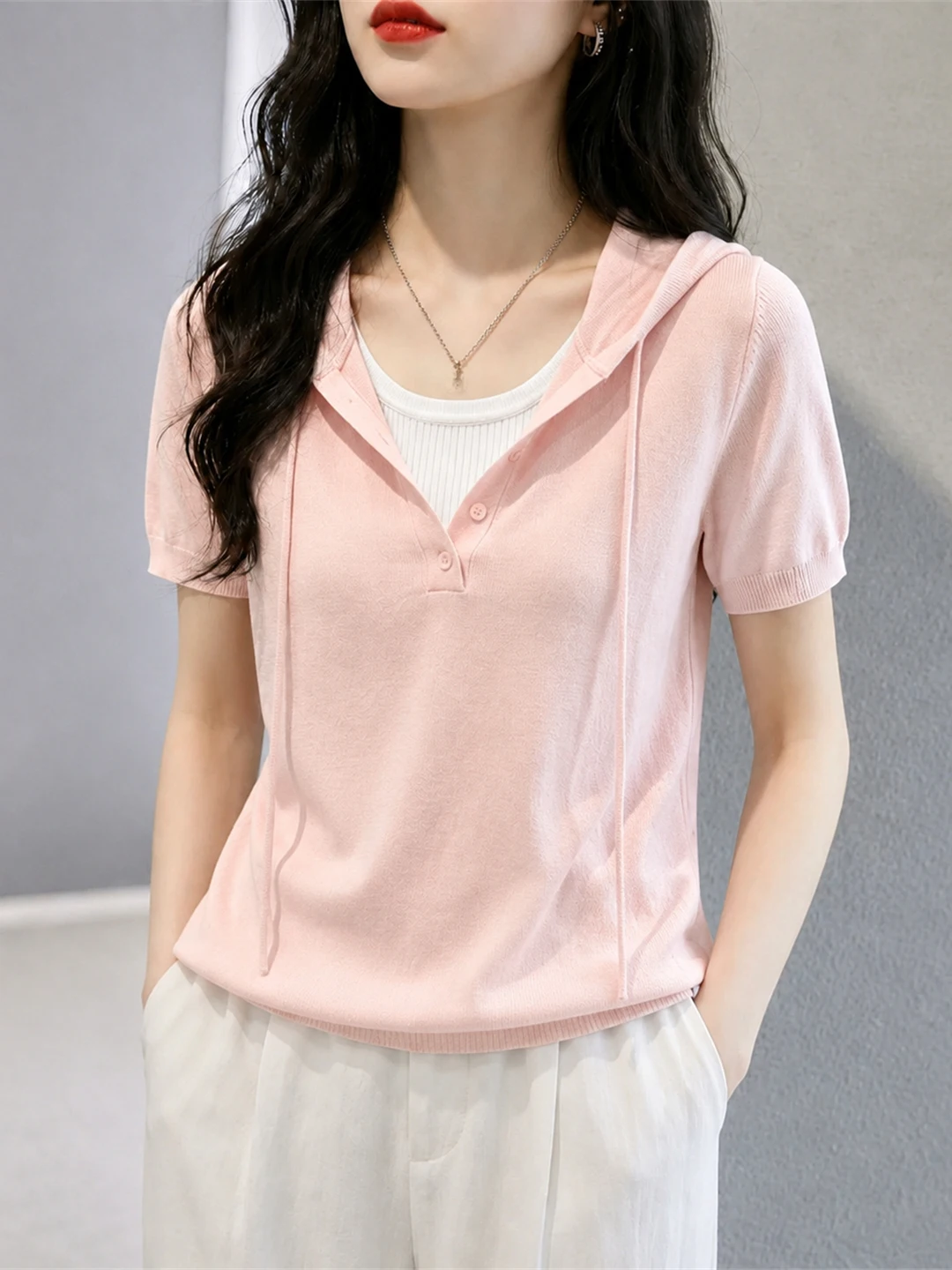 Korean Style Sweet Ice Silk Short Sleeve Knitted Sweater Summer Anti-Aging Fashionable Top Skin-friendly Gentle Wind Commute ...
Korean Style Sweet Ice Silk Short Sleeve Knitted Sweater Summer Anti-Aging Fashionable Top Skin-friendly Gentle Wind Commute ...