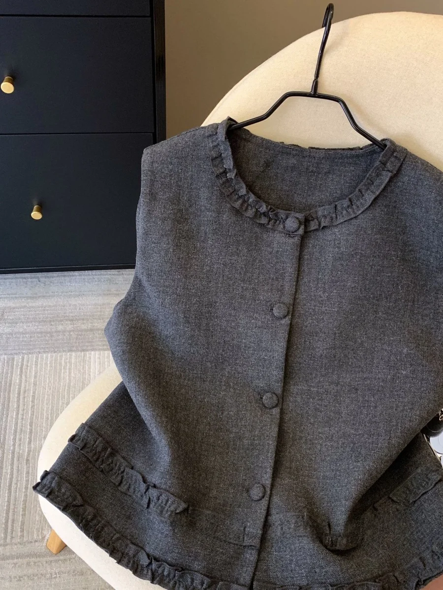 Gray Vest Spring New Style 2026 Ear Design Short Fashionable Shoulder Top Women's Short Coat Casual Fit Polyester Fiber
Gray Vest Spring New Style 2026 Ear Design Short Fashionable Shoulder Top Women's Short Coat Casual Fit Polyester Fiber