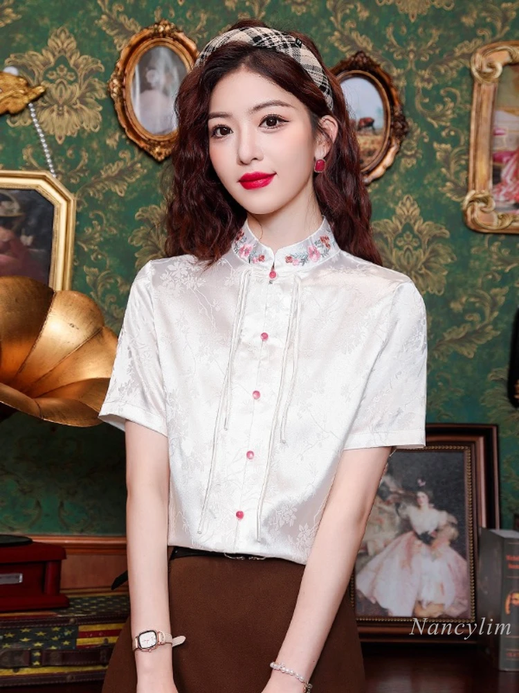 New Chinese Style Embroidered Short-Sleeved Shirt Women's Summer Clothing 2024 New High-Grade National Style Top Buttons Blusas
New Chinese Style Embroidered Short-Sleeved Shirt Women's Summer Clothing 2024 New High-Grade National Style Top Buttons Blusas