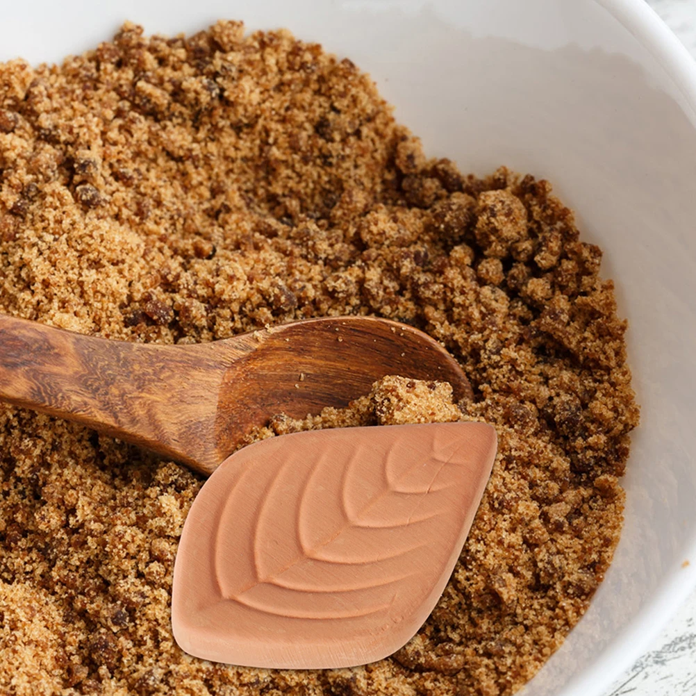 4pcs Reusable Red Sugar Saver Terracotta Brown Sugar Keeper Leaf Shaped Softener For Food Containers Home Storage Portable
4pcs Reusable Red Sugar Saver Terracotta Brown Sugar Keeper Leaf Shaped Softener For Food Containers Home Storage Portable