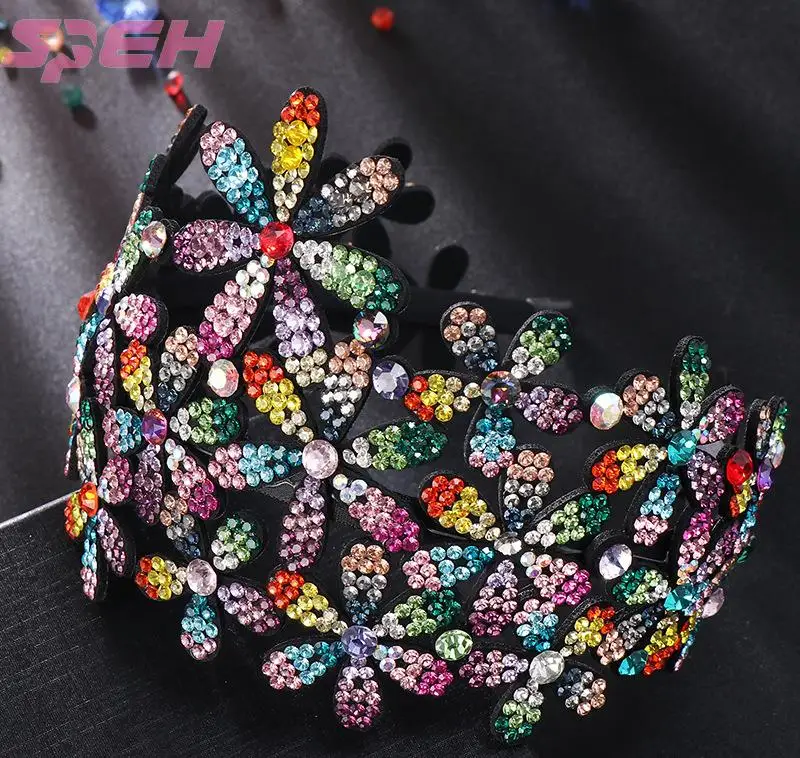 Повязка для волос со стразами, широкополые зубцы и аксессуары для волос с полным просверлением, головной убор-шпилька в стиле ретро, корейский стиль
Повязка для волос со стразами, широкополые зубцы и аксессуары для волос с полным просверлением, головной убор-шпилька в стиле ретро, корейский стиль